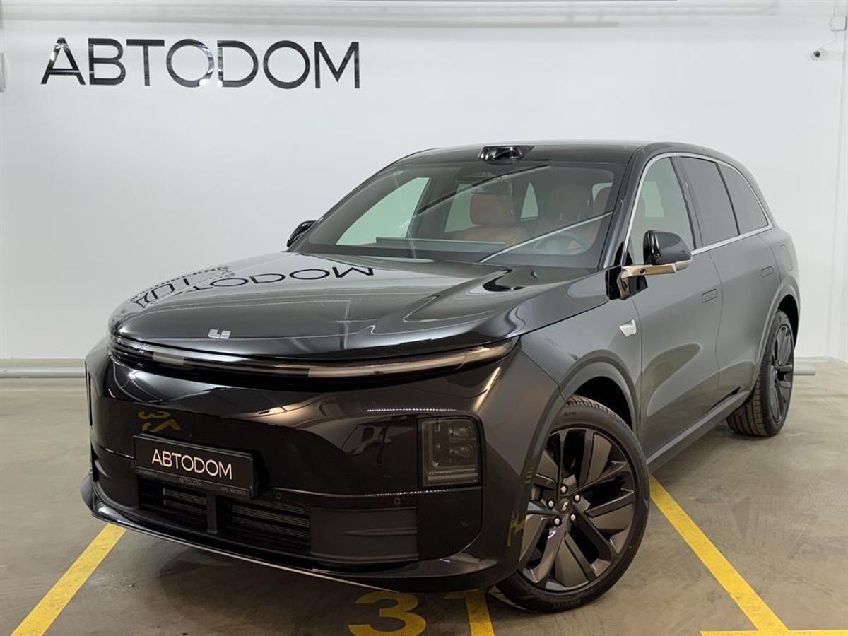 Автомобиль LiXiang L6 I поколение 1.5hyb AT 4WD (408 л.с.) Pro Чёрный 2025 