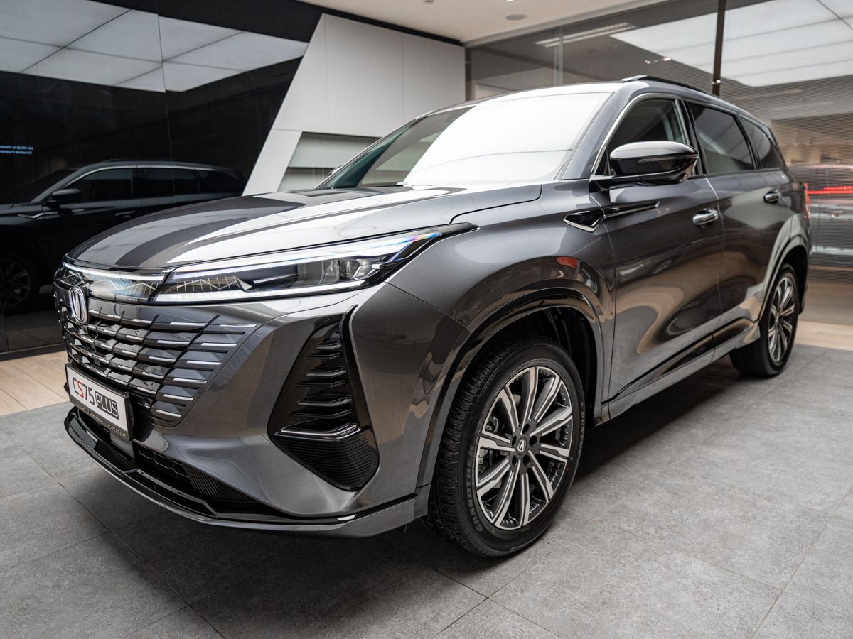 Автомобиль Changan CS75PLUS III поколение 1.5 AT (181 л.с.) Comfort Серый 2025 