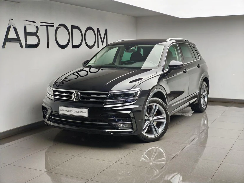 Volkswagen Tiguan II поколение 2.0 AMT 4WD (220 л.с.) Sportline Чёрный 2020 с пробегом 68 878 км