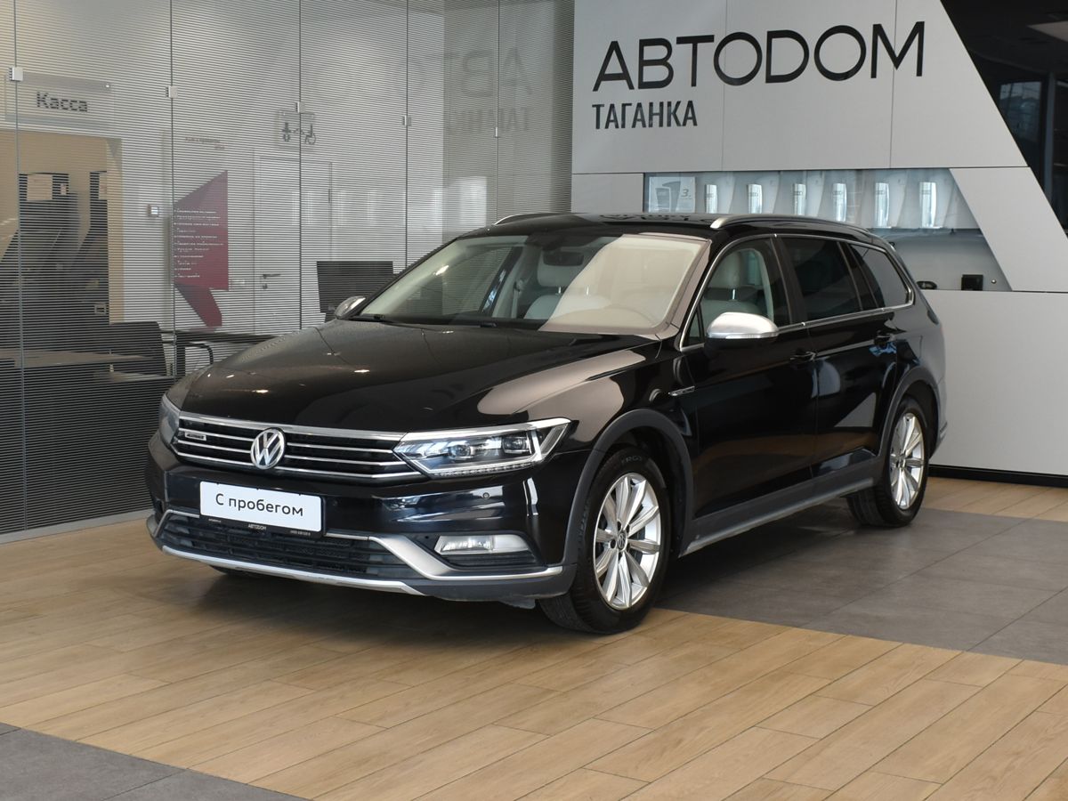 Volkswagen Passat VIII поколение (B8) 2.0 AMT 4WD (220 л.с.) Alltrack Серый 2018 с пробегом 82 493 км