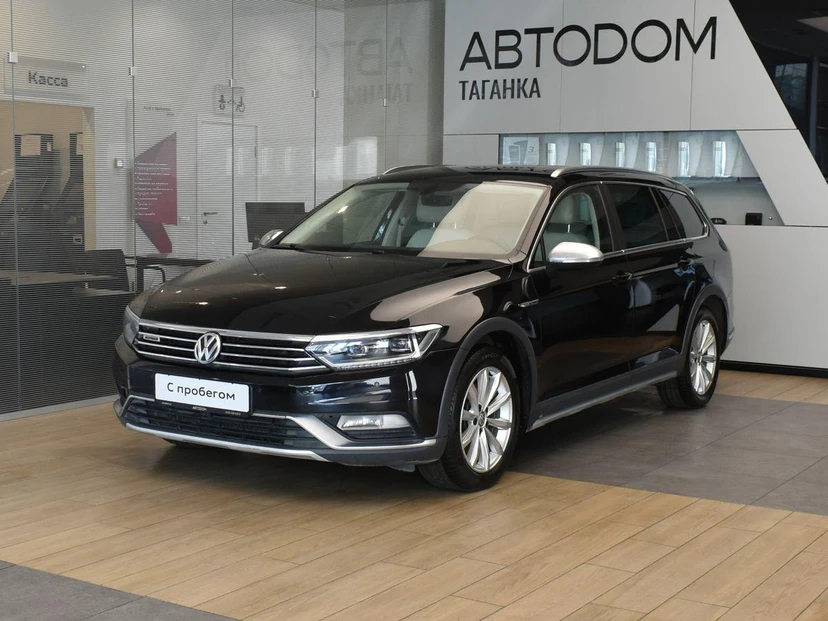 Volkswagen Passat VIII поколение (B8) 2.0 AMT 4WD (220 л.с.) Alltrack Серый 2018 с пробегом 82 493 км
