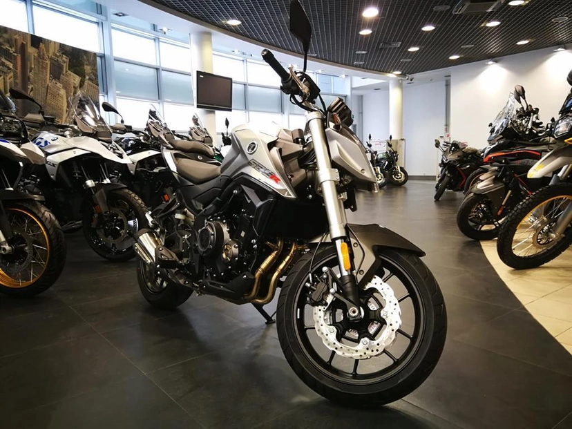 Мотоцикл VOGE R525 I поколение R525 Base Серый 2025