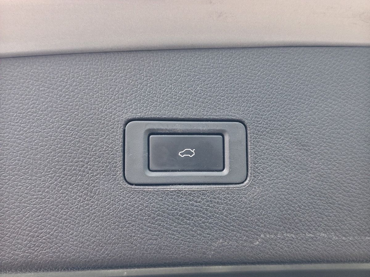 Автомобиль EXEED TXL I [рестайлинг] 2.0 AMT 4WD (197 л.с.) Sport Edition Серебристый 2022 с пробегом 78 606 км