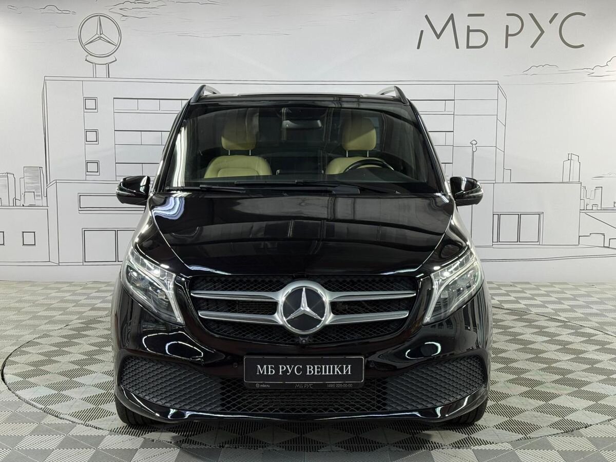 Автомобиль Mercedes-Benz V-Класс II (W447) [рестайлинг] 2.1d AT 4Matic Extra Long (136 л.с.) Base Чёрный 2020 с пробегом 163 714 км