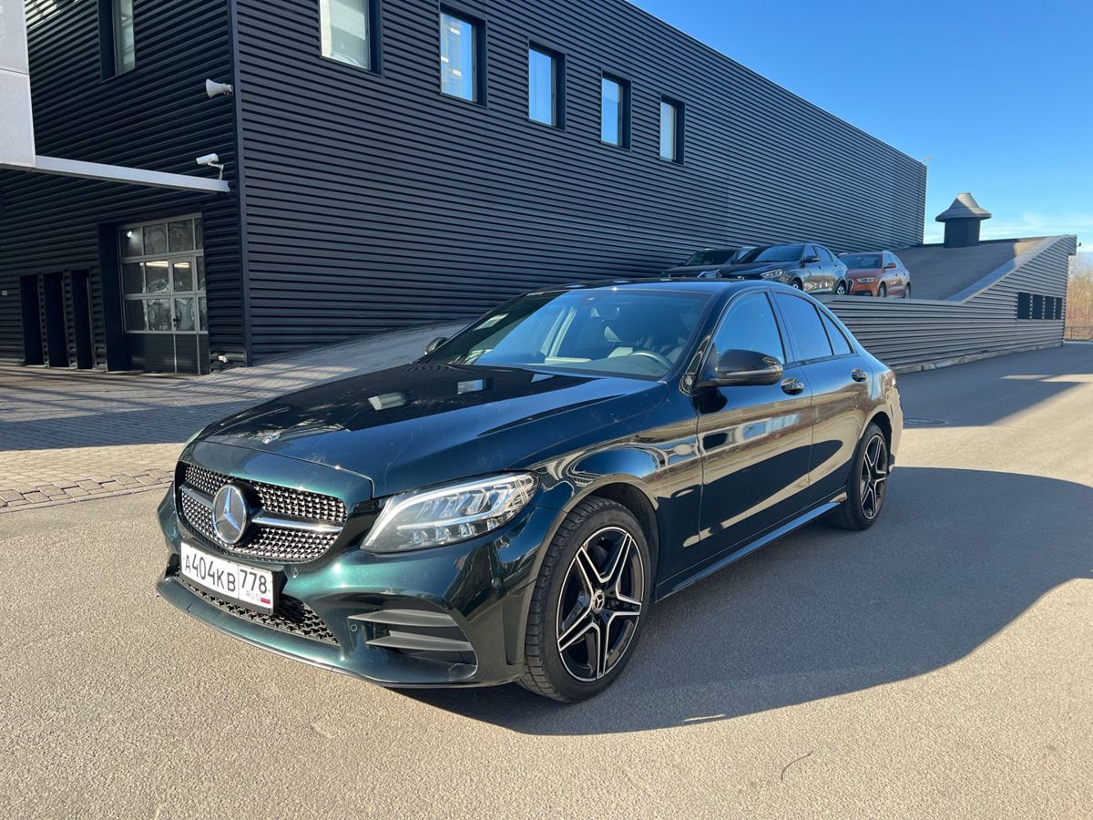 Автомобиль Mercedes-Benz C-Класс IV (W205/S205/C205) [рестайлинг] 180 1.5 AT (150 л.с.) Sport Зелёный 2019 с пробегом 68 142 км