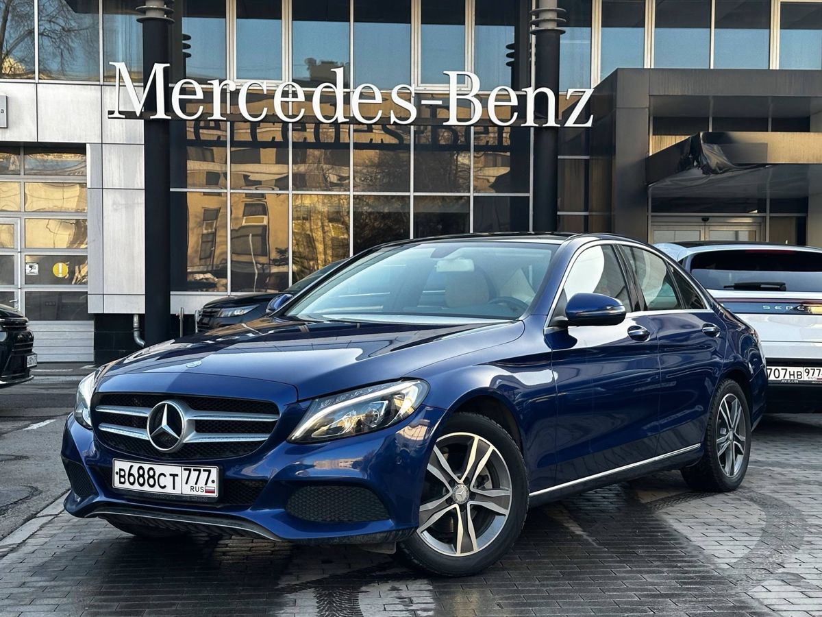 Автомобиль Mercedes-Benz C-Класс IV поколение (W205/S205/C205) 200 2.0 7AT 4Matic (184 л.с.) Sport Синий 2016 с пробегом 87 126 км