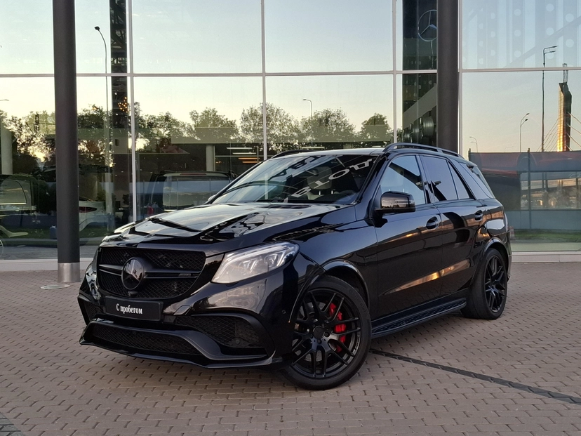 Автомобиль Mercedes-Benz GLE AMG I поколение (W166) 63 AMG 5.5 AT 4Matic (585 л.с.) Base Чёрный 2016 с пробегом 131 460 км