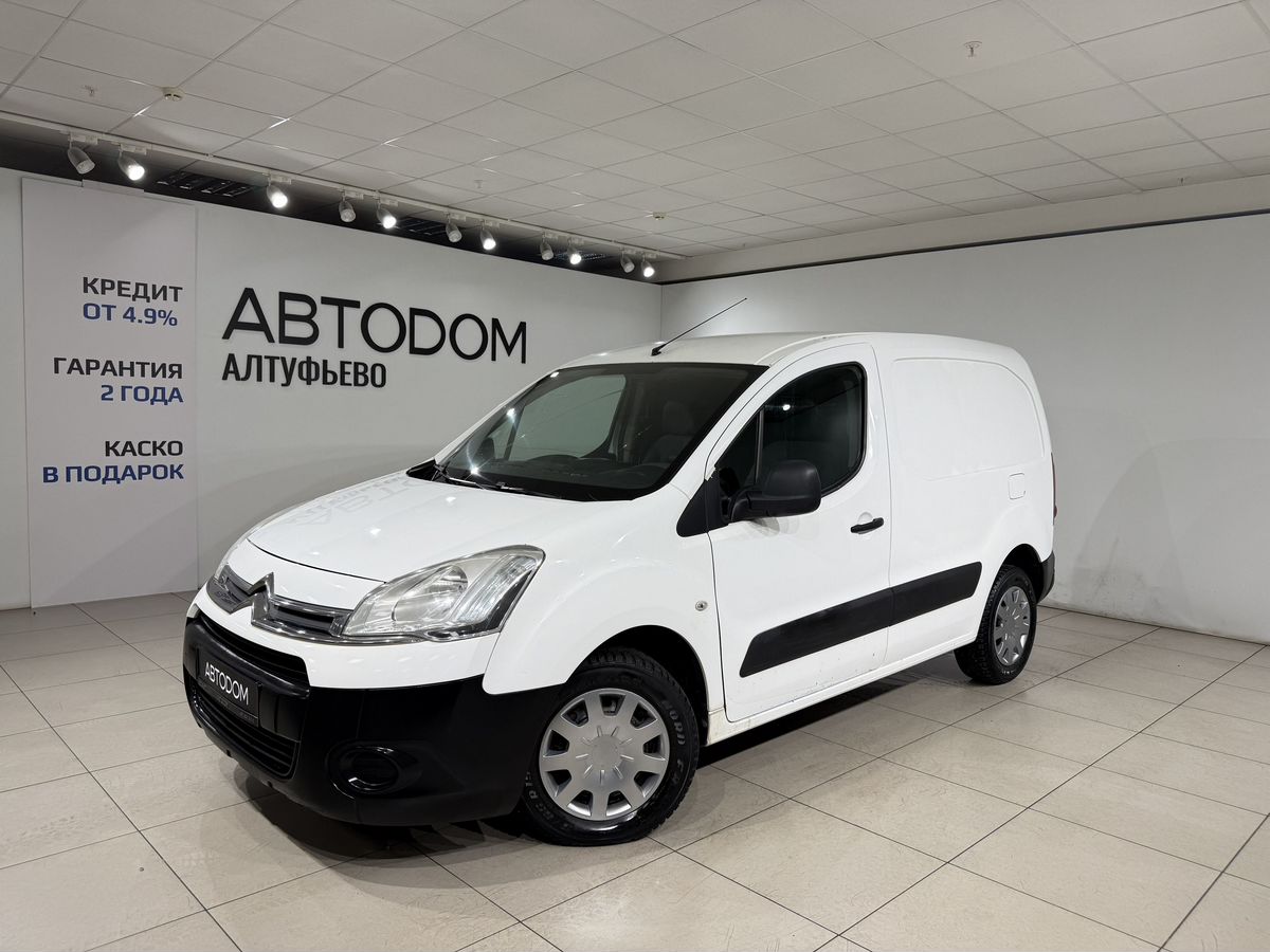 Автомобиль Citroen Berlingo II [рестайлинг] 1.6 MT (90 л.с.) Base Белый 2012 с пробегом 150 000 км