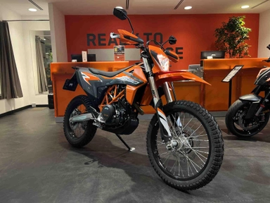 Мотоцикл KTM 690 Enduro R III поколение 690 Enduro R Base Оранжевый 2022 новый