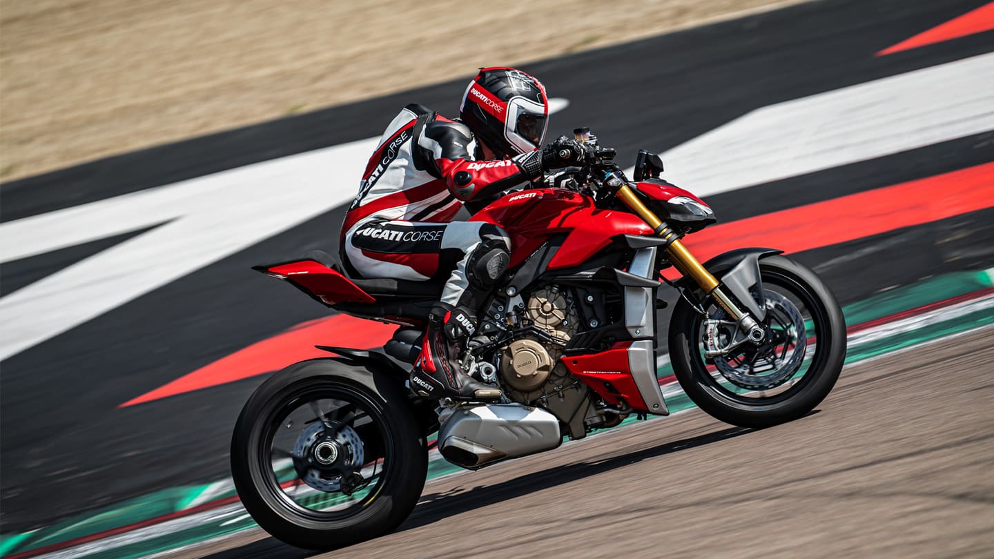 ducati_streetfighter v4