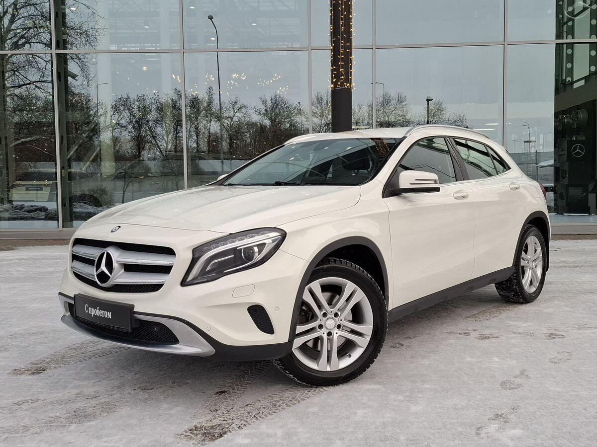 Автомобиль Mercedes-Benz GLA I поколение (X156) 250 2.0 AMT 4Matic (211 л.с.) Особая серия Белый 2016 с пробегом 97 200 км