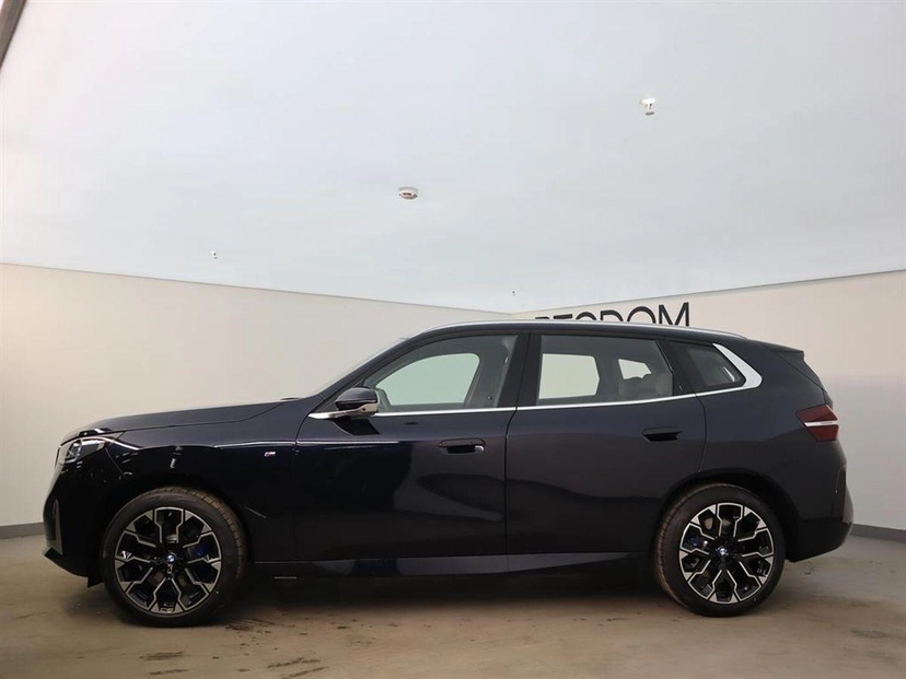 Автомобиль BMW X3 IV поколение (G45) 2.0 AT 4WD (258 л.с.) Premium M Sport Чёрный 2025