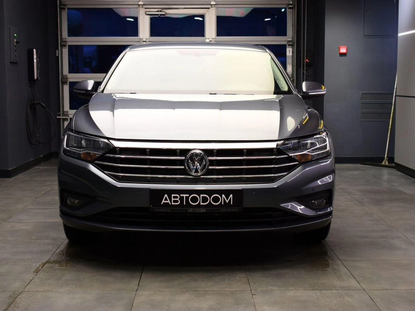 Автомобиль Volkswagen Jetta VII поколение 1.6 AT (110 л.с.) Status Серый 2020 с пробегом 65 000 км