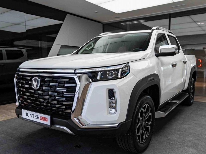 Автомобиль Changan Hunter Plus I поколение 2.0 AT 4WD (226 л.с.) Luxe Белый 2024