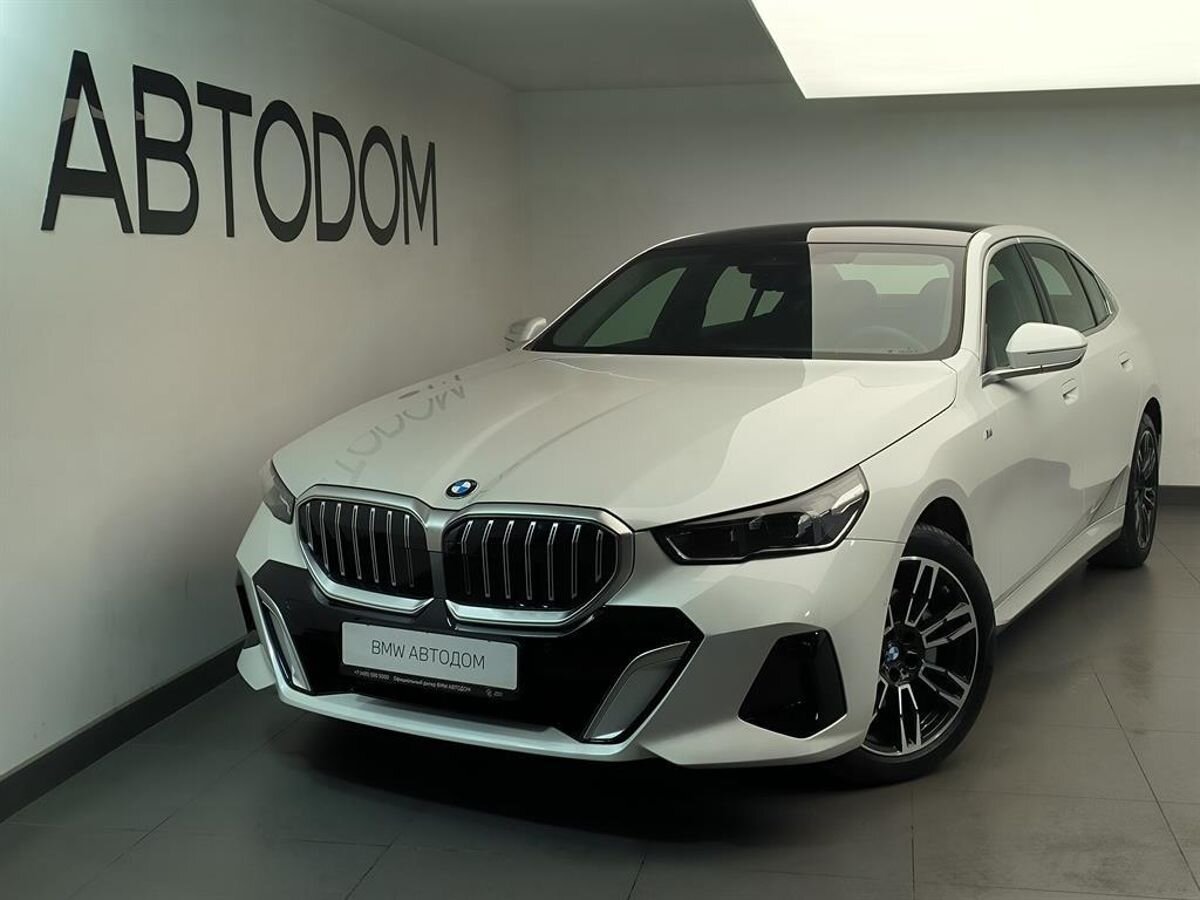 Автомобиль BMW 5 серии VIII поколение (G60) 2.0 AT 4WD (258 л.с.) M Sport Белый 2025 