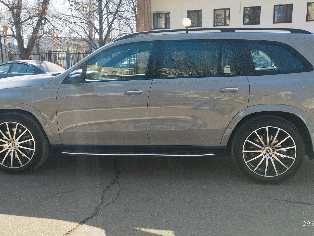 Автомобиль Mercedes-Benz GLS II (X167) [рестайлинг] 450 3.0 AT 4Matic (381 л.с.) Base Серый 2025 