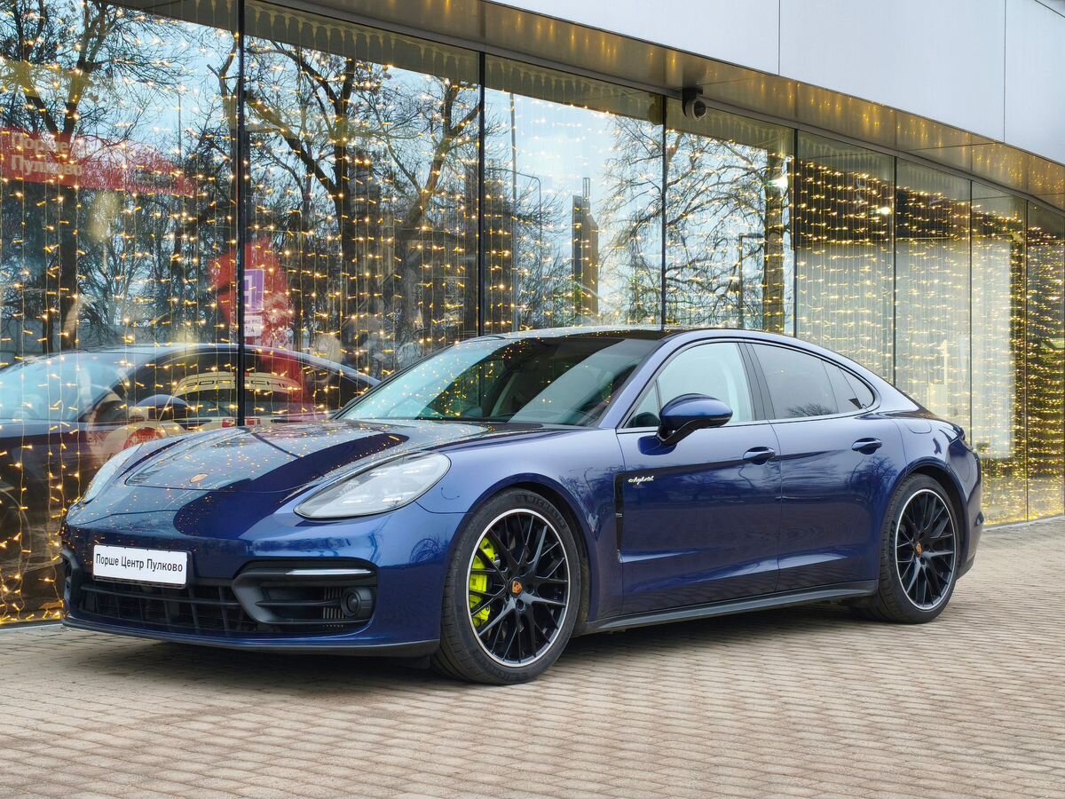 Автомобиль Porsche Panamera II [рестайлинг] 4S 2.9hyb AMT 4WD (450 л.с.) Panamera 4S E-Hybrid Синий 2021 с пробегом 64 618 км