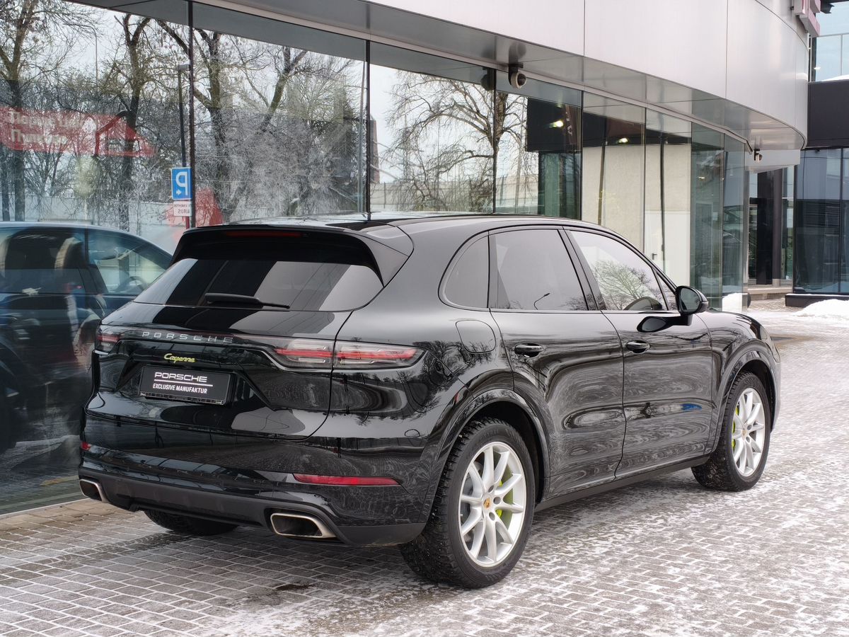 Автомобиль Porsche Cayenne III поколение 3.0hyb AT 4WD (340 л.с.) Base Синий 2020 с пробегом 63 210 км
