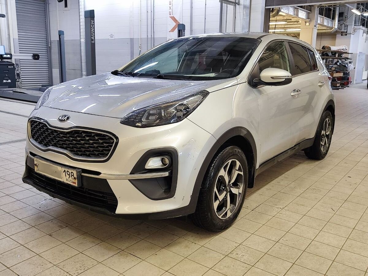 Автомобиль Kia Sportage IV [рестайлинг] 2.0 AT (150 л.с.) Edition Plus (2020) Серебристый 2020 с пробегом 134 837 км