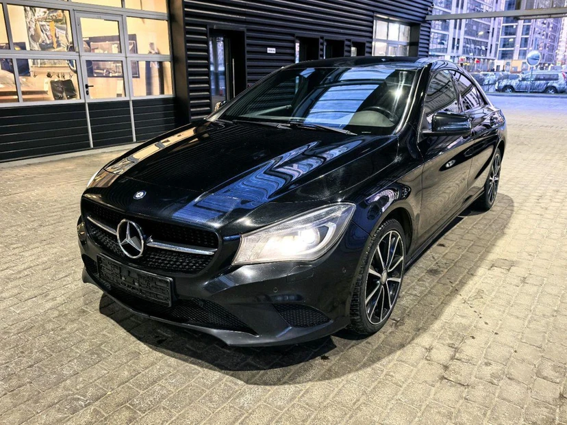 Автомобиль Mercedes-Benz CLA I поколение (C117/X117) 200 1.6 AMT (156 л.с.) Особая серия Чёрный 2015 с пробегом 103 778 км