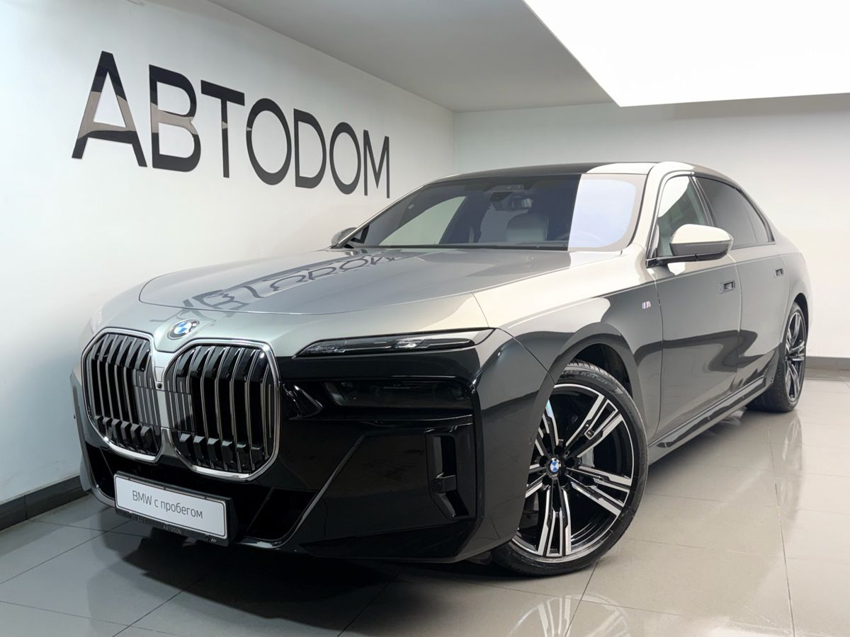 Автомобиль BMW 7 серии VII поколение (G70) 3.0d AT 4WD (286 л.с.) M Sport Pro Чёрный 2023 с пробегом 11 587 км