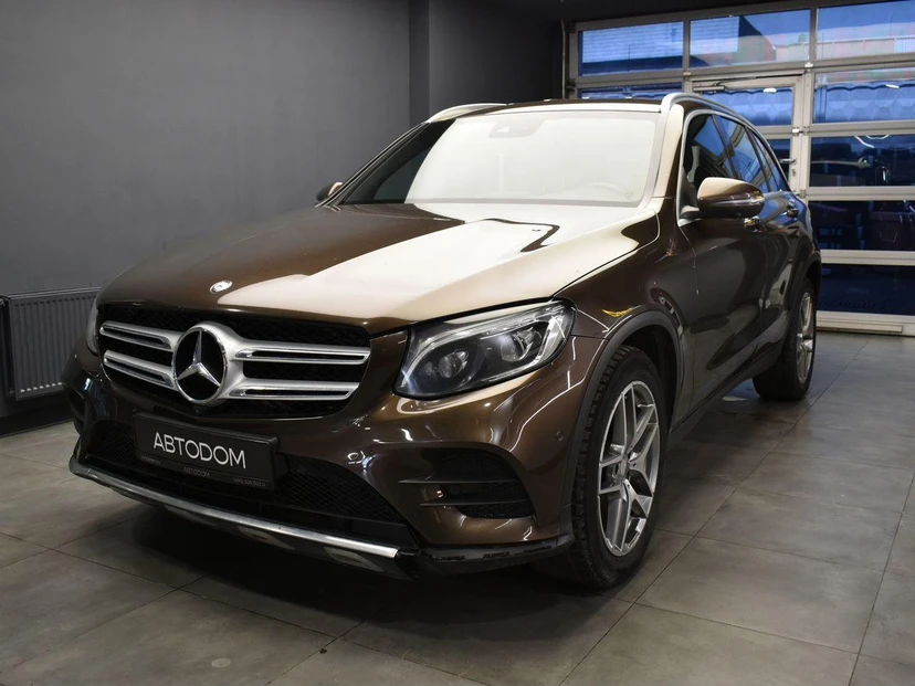 Автомобиль Mercedes-Benz GLC I поколение (X253) 250 2.0 AT 4Matic (211 л.с.) Premium Коричневый 2015 с пробегом 107 000 км