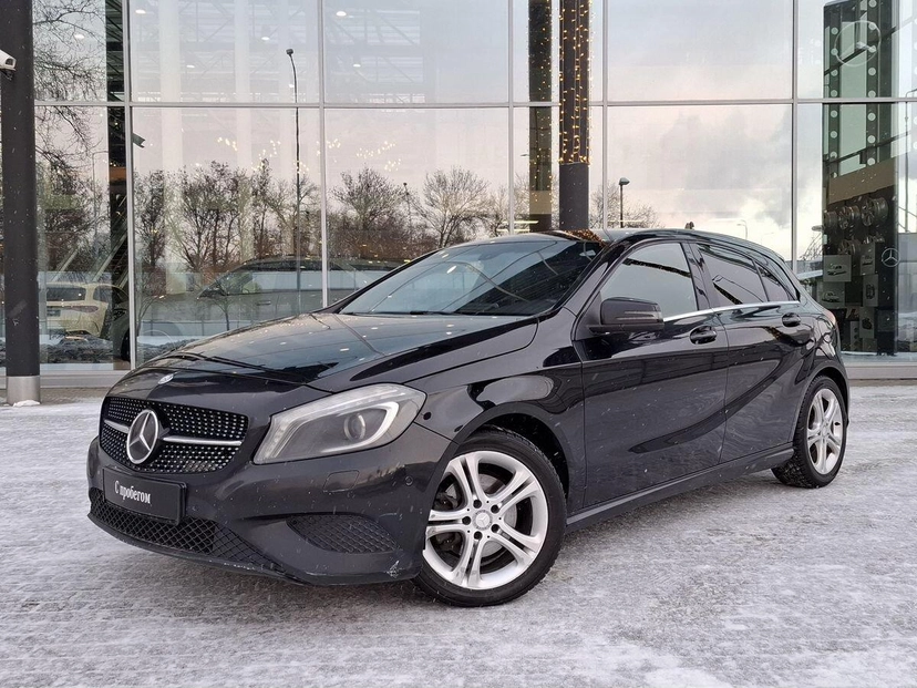 Автомобиль Mercedes-Benz A-Класс III поколение (W176) 200 BlueEfficiency 1.6 AMT (156 л.с.) Base Чёрный 2014 с пробегом 221 000 км