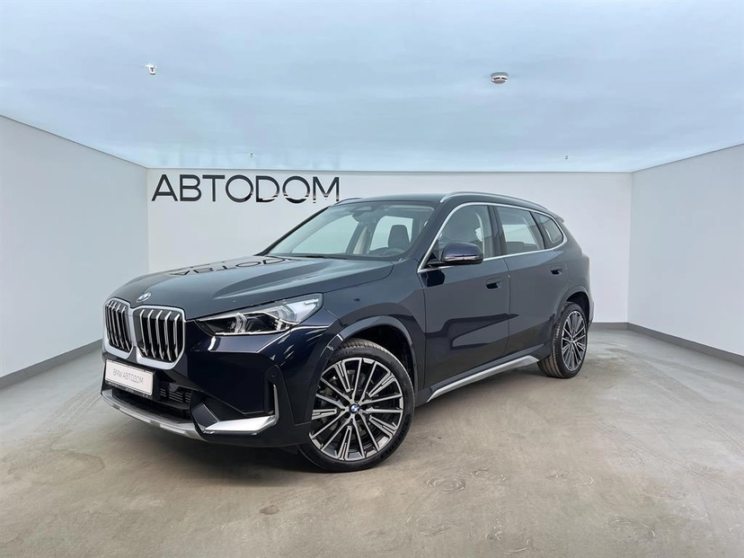 Автомобиль BMW X1 III поколение (U11) 2.0 AMT 4WD (204 л.с.) Base Чёрный 2025