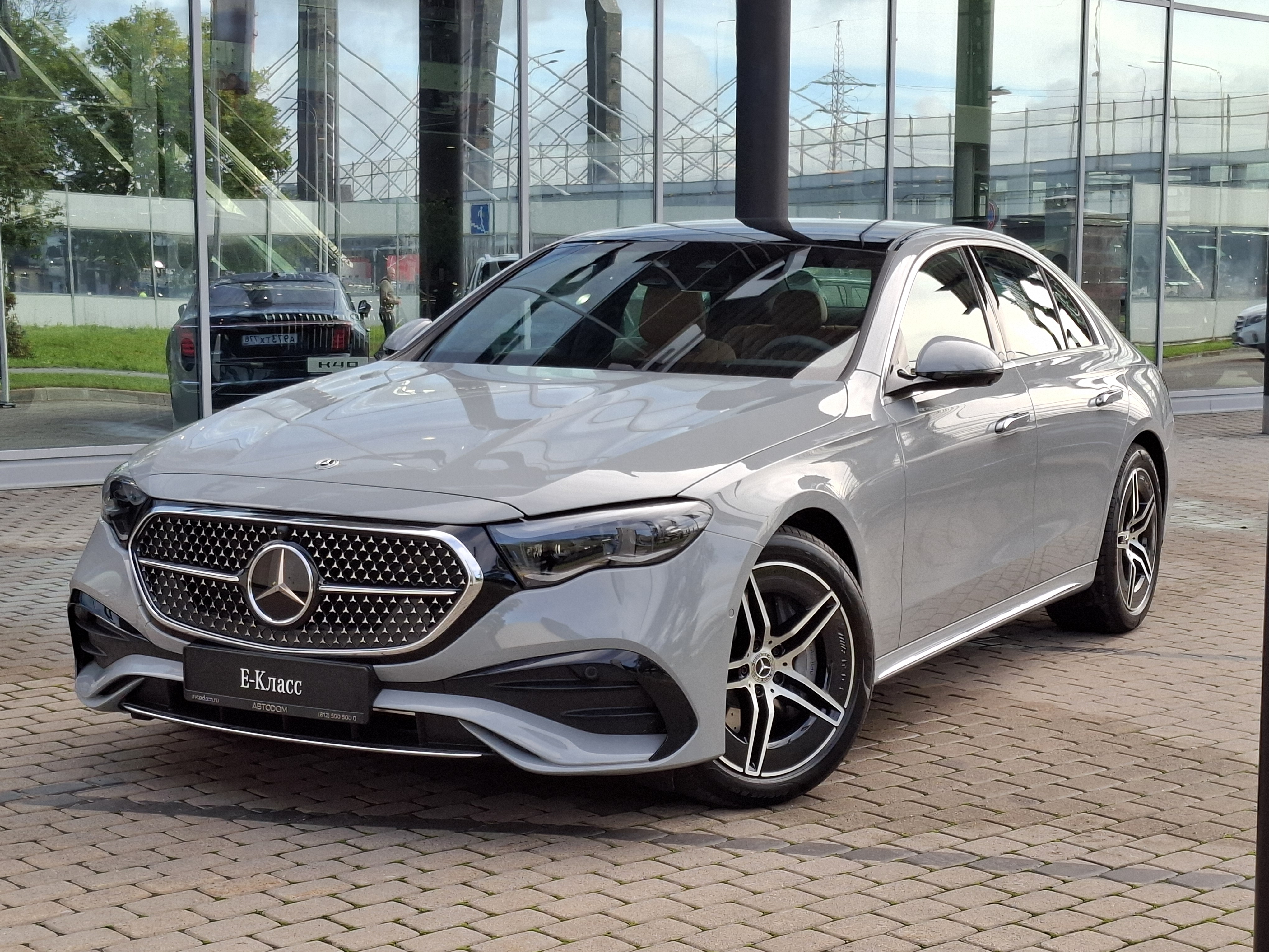 Mercedes-Benz E-Класс VI поколение (W214/S214) 2.0 AT 4Matic (258 л.с.) E 300 4MATIC Серый 2026 