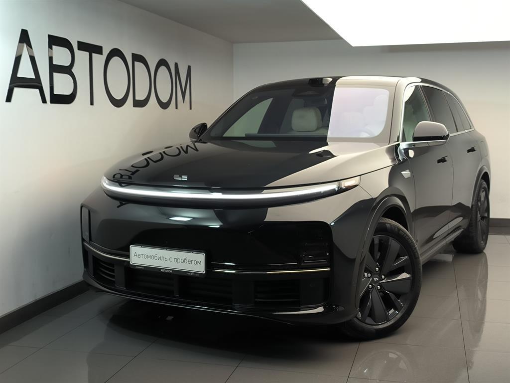 Автомобиль LiXiang L7 I [рестайлинг] 42.8 kWh 1.5hyb AT 4WD (449 л.с.) Pro Чёрный 2025 