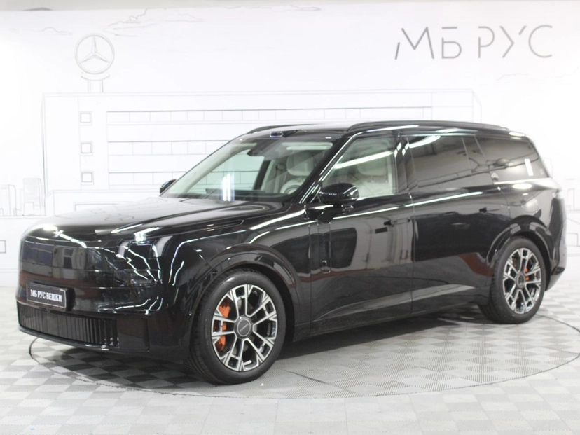 Автомобиль Lynk & Co 900 I поколение 2.0hyb AT 4WD (734 л.с.) Ultra Чёрный 2025