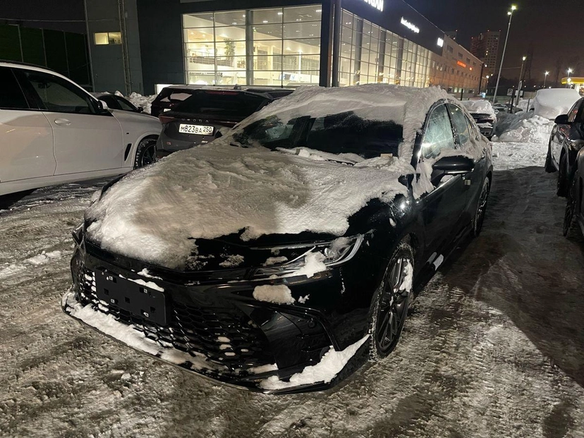 Автомобиль Toyota Camry IX поколение (XV80) 2.0hyb CVT (197 л.с.) Premium Чёрный 2025 с пробегом 12 км
