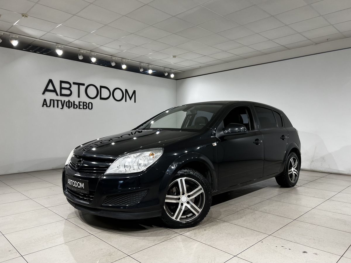 Opel Astra III (H) [рестайлинг] 1.8 AT (140 л.с.) Cosmo Чёрный 2013 с пробегом 238 000 км