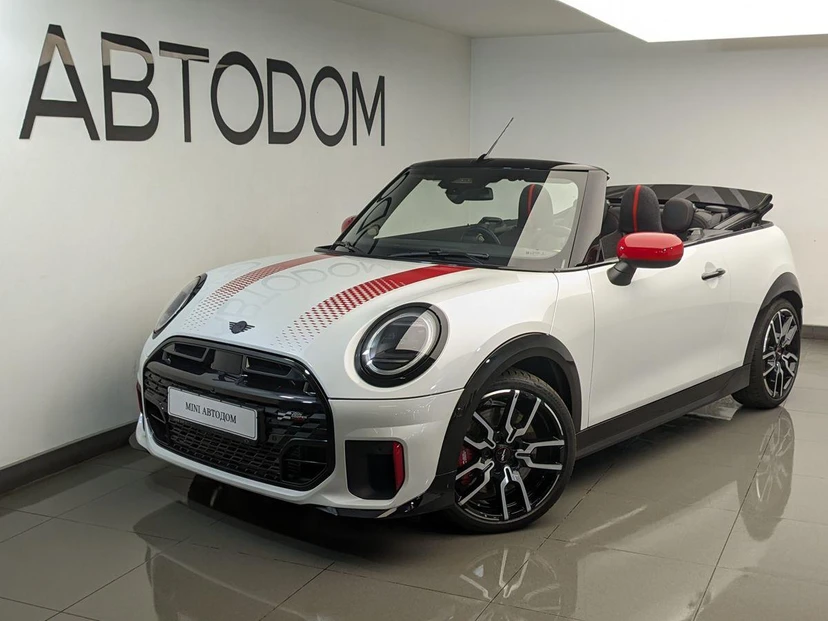 MINI Cabrio IV поколение 2.0 AMT (231 л.с.) JCW Белый 2025 с пробегом 3 510 км