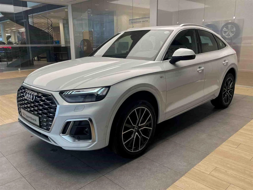 Автомобиль Audi Q5 Sportback I поколение (FY) 2.0d AMT 4WD (204 л.с.) Base Белый 2022