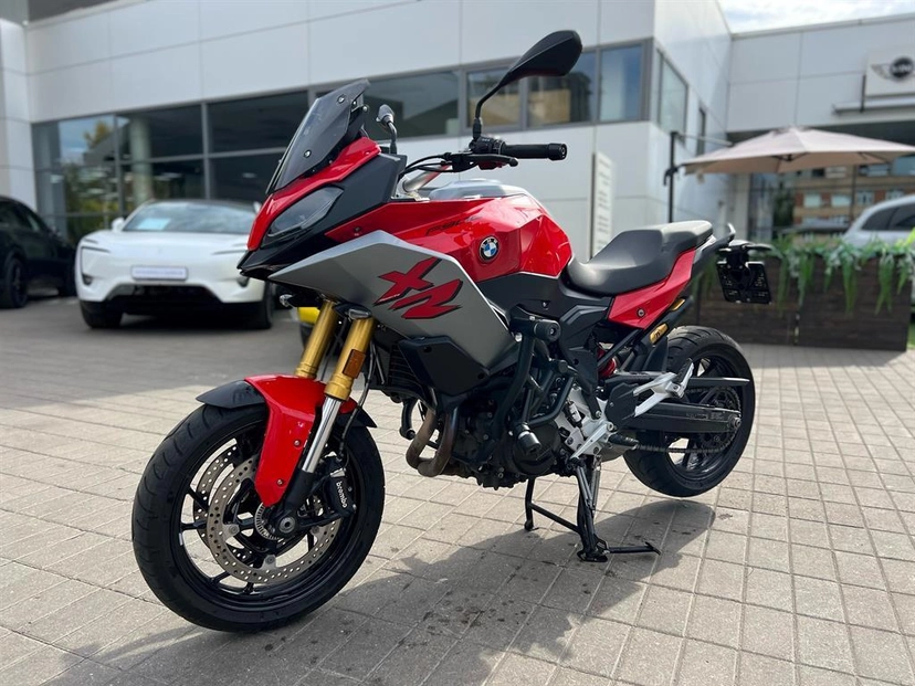 Мотоцикл BMW Motorrad F 900 XR I поколение F 900 XR Base Красный 2021 с пробегом 8 889 км