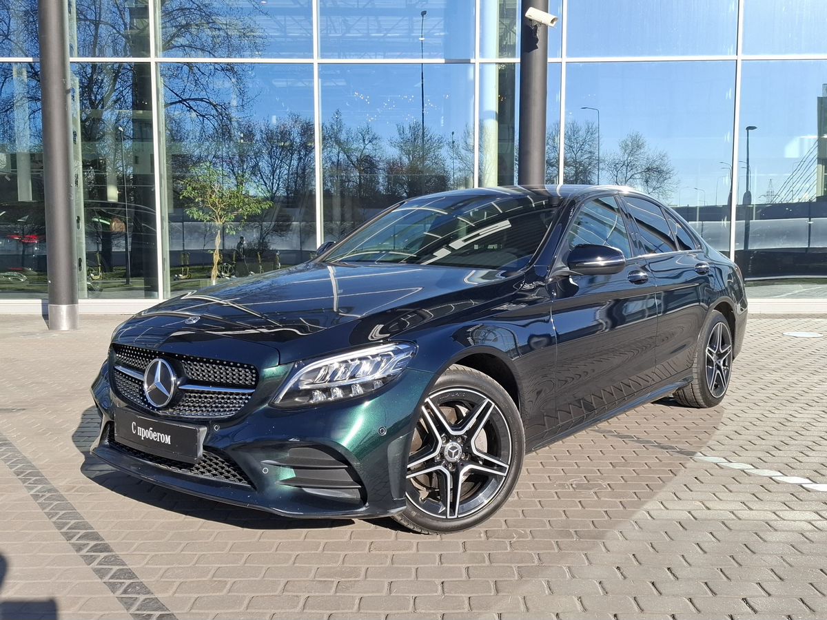 Автомобиль Mercedes-Benz C-Класс IV (W205/S205/C205) [рестайлинг] 180 1.5 AT (150 л.с.) Sport Зелёный 2019 с пробегом 68 142 км