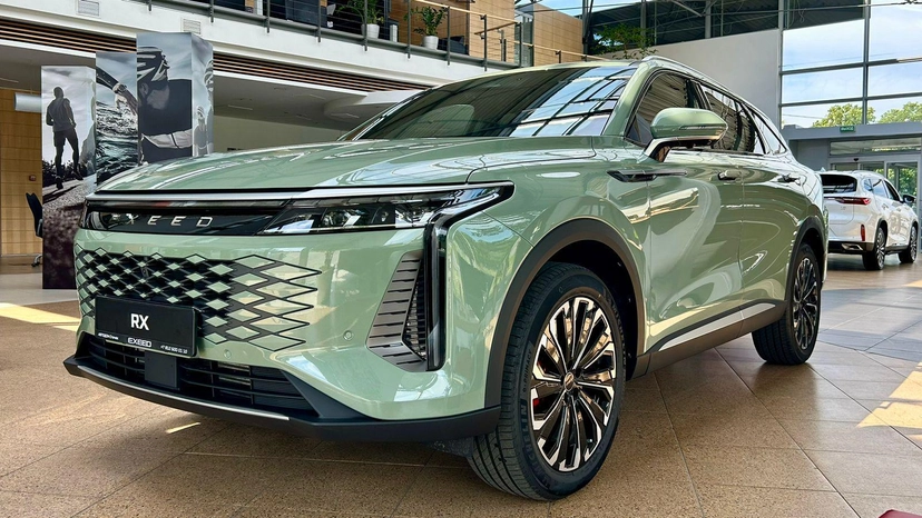 Автомобиль EXEED RX I поколение 2.0 AT 4WD (249 л.с.) Premium Зелёный 2024