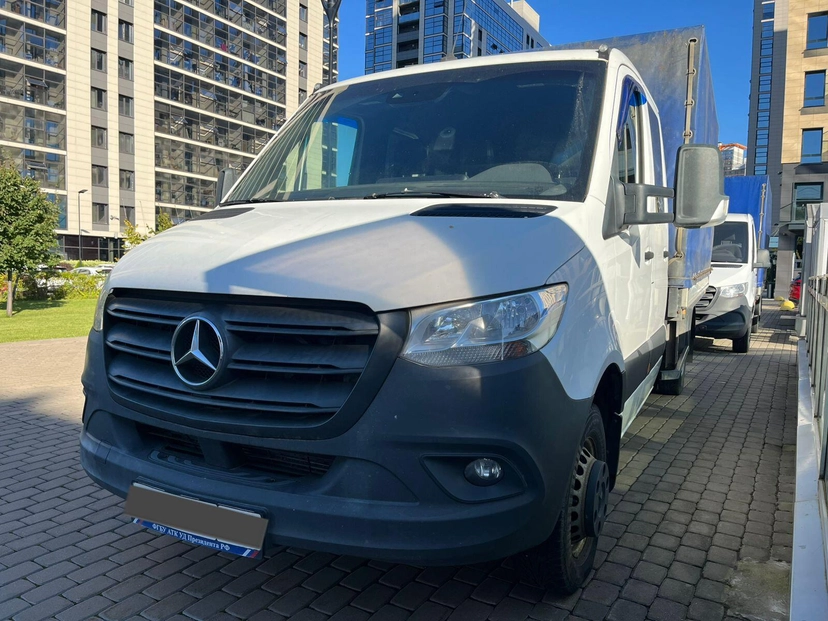 Коммерческий транспорт Mercedes-Benz Sprinter III поколение (W907/W910) 2.1d MT RWD (143 л.с.) Base Белый 2019 с пробегом 156 775 км