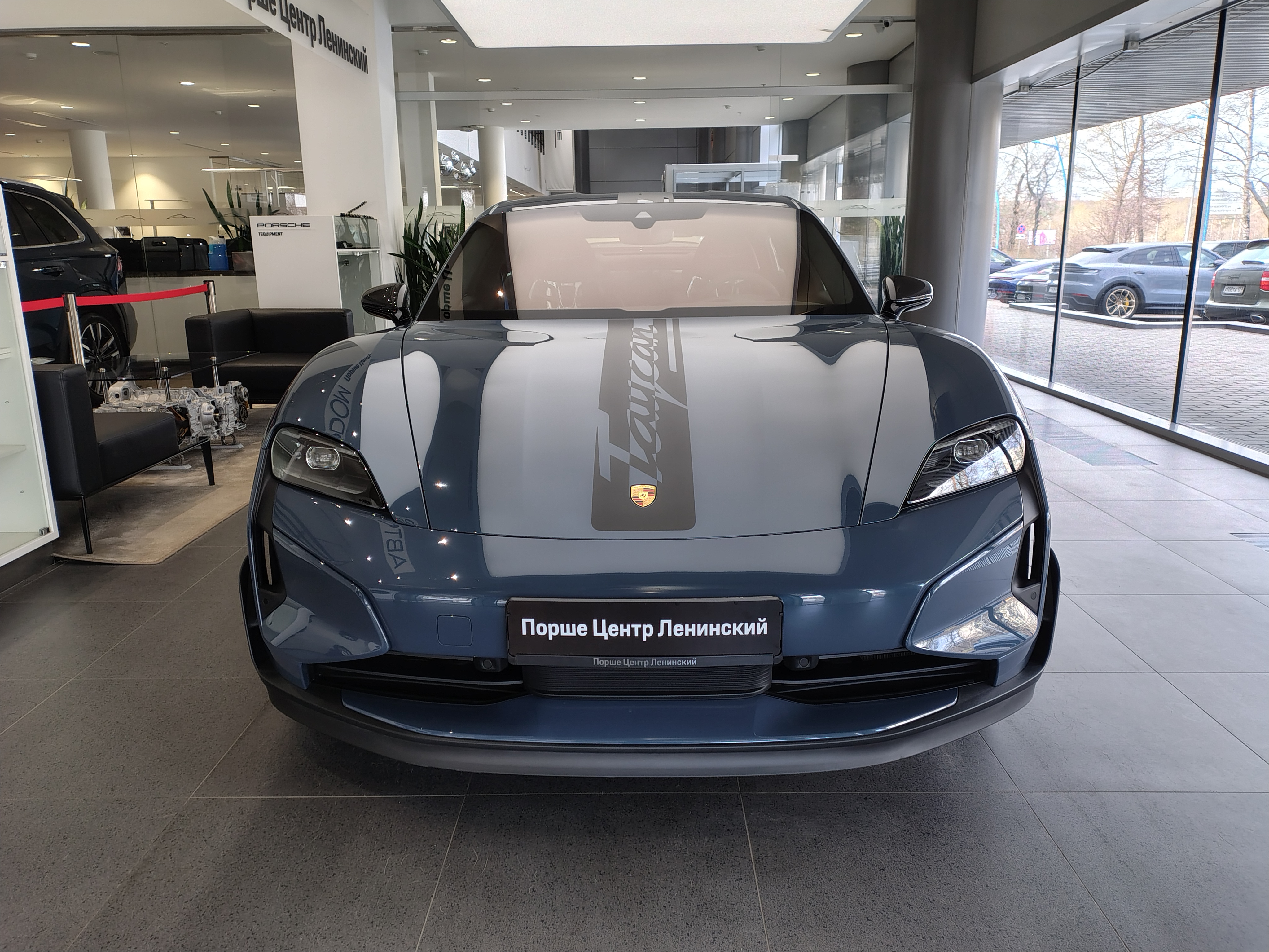 Автомобиль Porsche Taycan I [рестайлинг] Turbo GT Electro AT 4WD (760 кВт) Turbo GT Weissach Синий 2024 