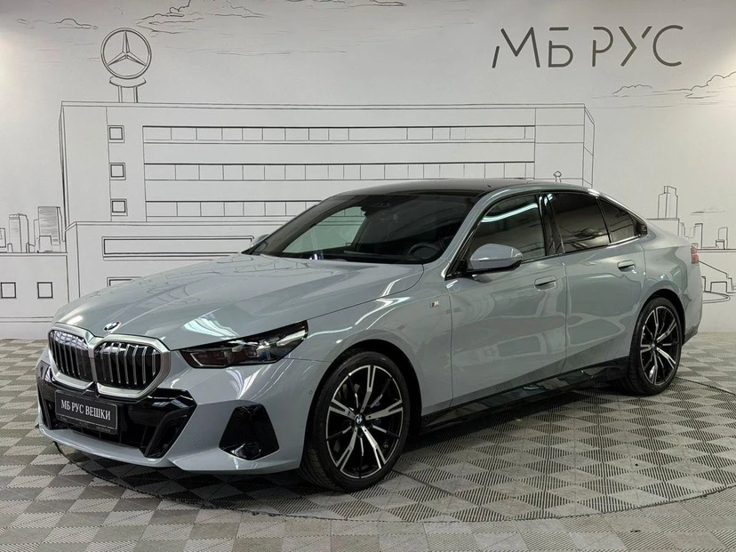 BMW 5 серии VIII поколение (G60) 2.0 AT 4WD (258 л.с.) M Sport Серый 2025 с пробегом 6 890 км