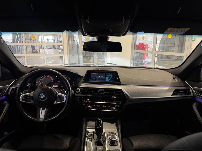 Автомобиль BMW 5 серии VII поколение (G30/G31) 520 2.0d AT 4WD (190 л.с.) M Sport Чёрный 2019 с пробегом 151 640 км