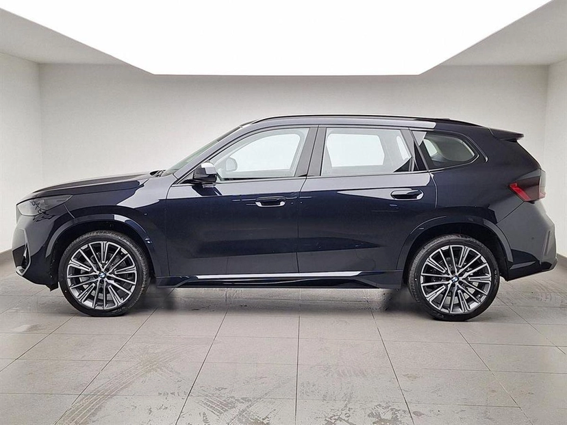 Автомобиль BMW X1 III поколение (U11) 2.0 AMT 4WD (204 л.с.) XDrive25Li M Sport Package Чёрный 2025