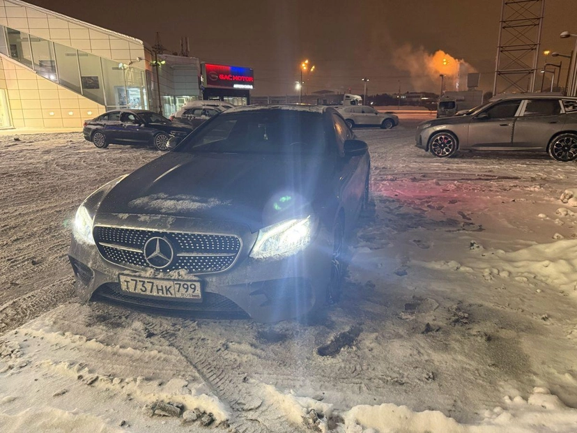Автомобиль Mercedes-Benz E-Класс V поколение (W213/S213/C238) 200 2.0 AT 4Matic (184 л.с.) Sport Серый 2019 с пробегом 67 719 км