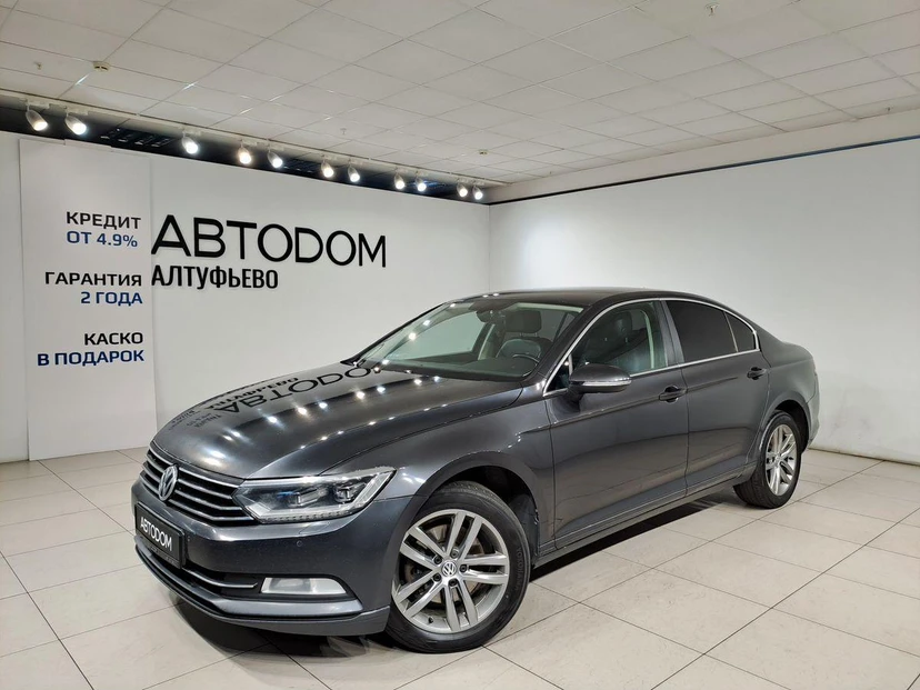 Volkswagen Passat VIII поколение (B8) 1.8 AMT (180 л.с.) Highline Серый 2018 с пробегом 167 531 км