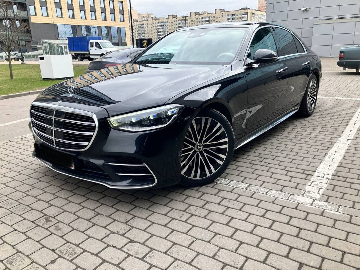 Автомобиль Mercedes-Benz S-Класс VII поколение (W223) 400 2.9d AT 4Matic (330 л.с.) Base Чёрный 2021 с пробегом 78 285 км
