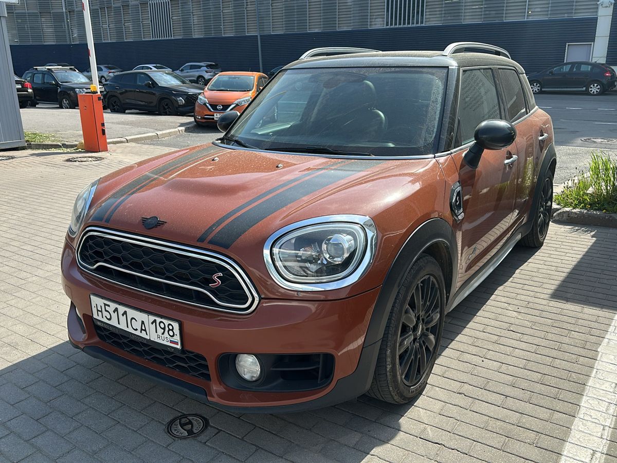 MINI Countryman II поколение (F60) Cooper S 2.0 AT 4WD (192 л.с.) Cooper S Коричневый 2017 с пробегом 246 862 км