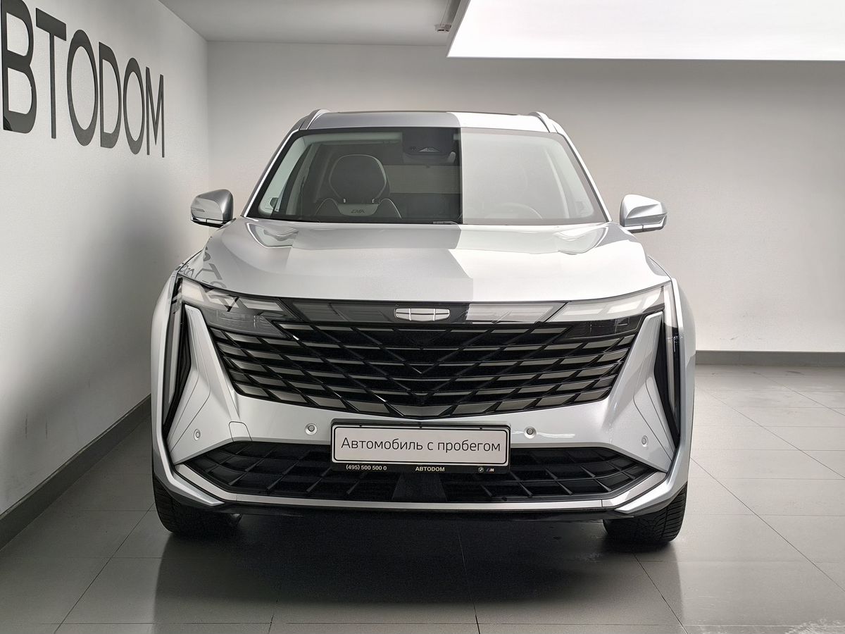 Автомобиль Geely Atlas II поколение 2.0 AT 4WD (200 л.с.) Flagship Серый 2024 с пробегом 24 600 км