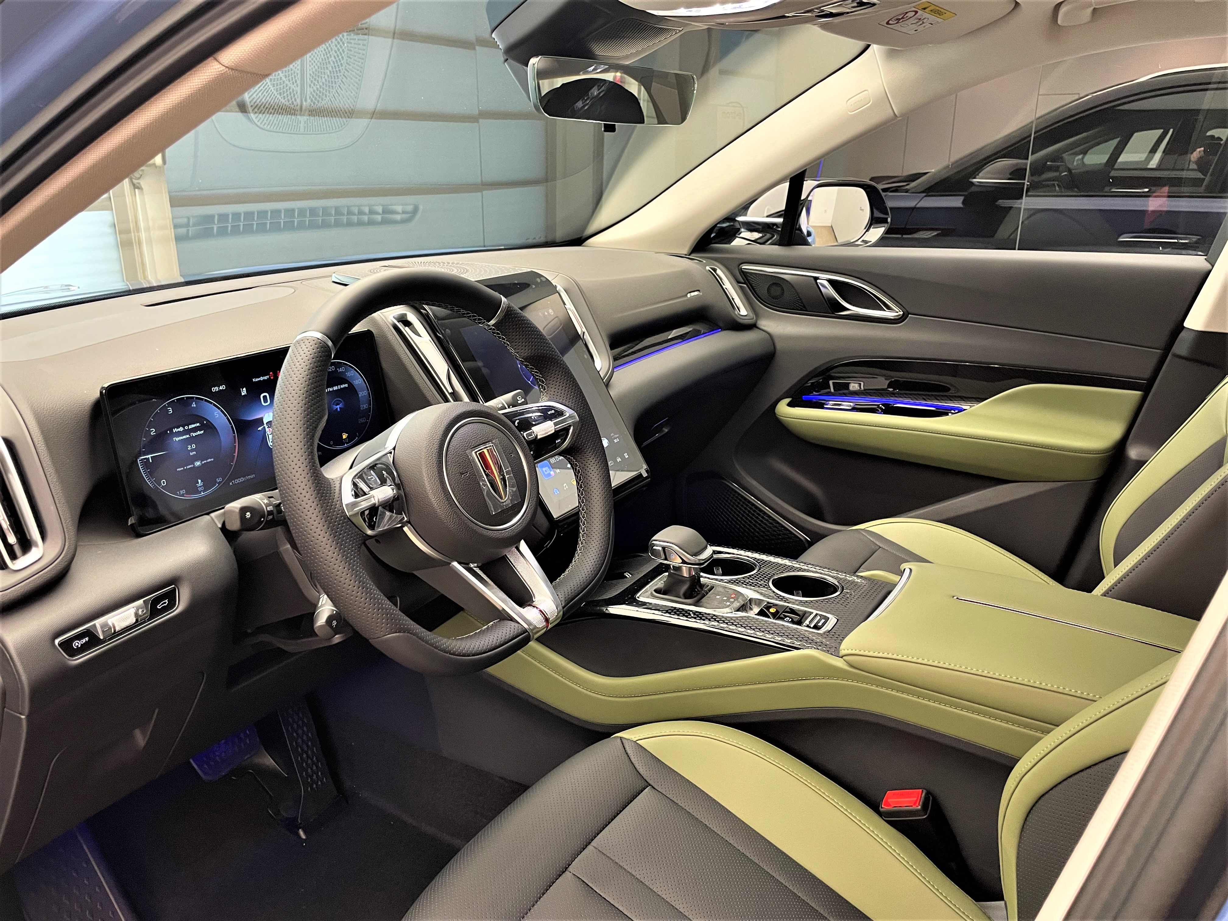 Автомобиль Hongqi HS3 I поколение 1.5 AMT (156 л.с.) Comfort  2025 