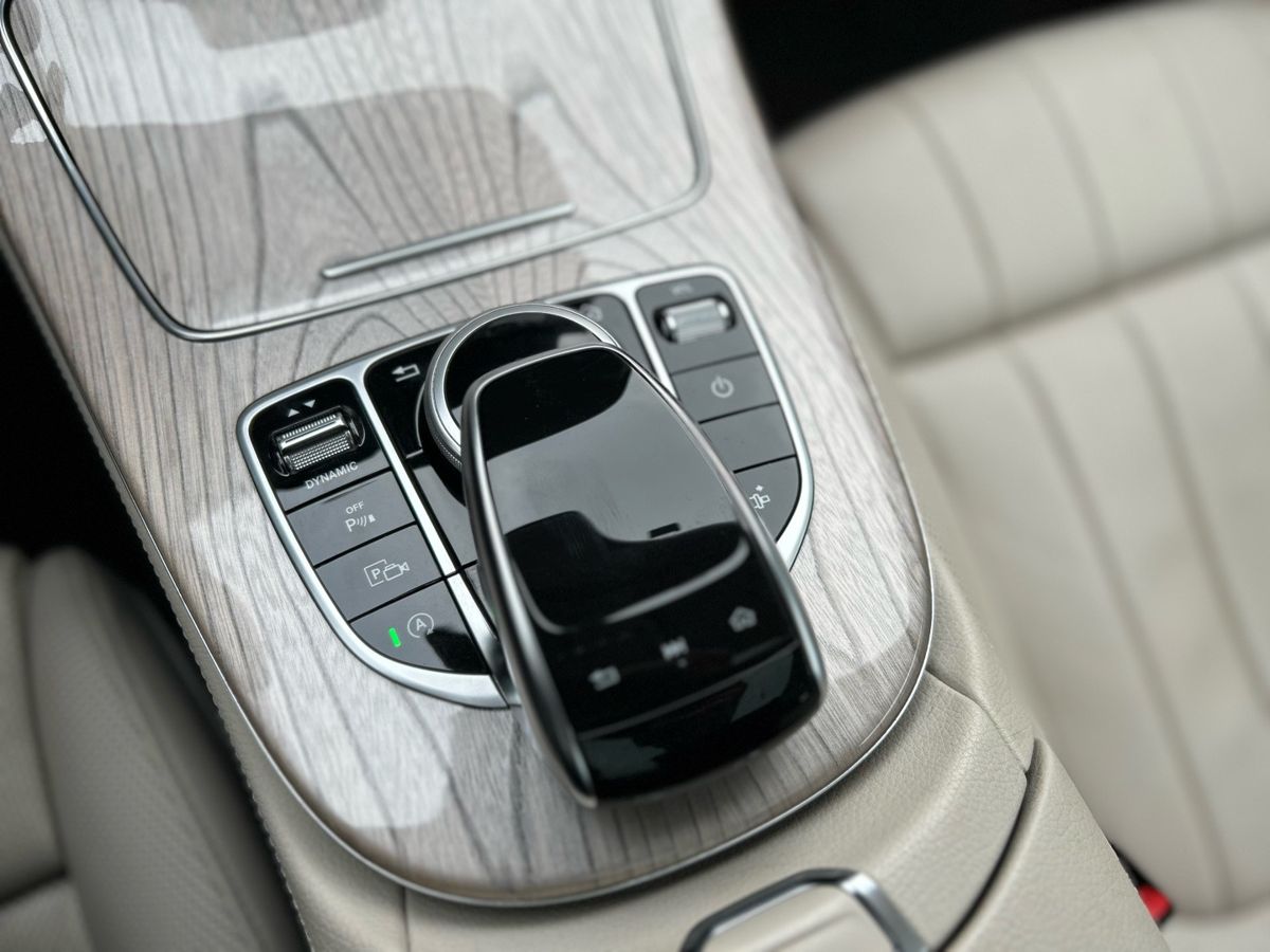 Автомобиль Mercedes-Benz E-Класс V поколение (W213/S213/C238) 450 3.0 AT 4Matic (367 л.с.) Sport Зелёный 2018 с пробегом 58 628 км